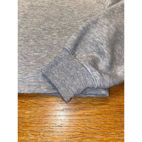 Gray Cropped Turtleneck Sweatshirt With Long Sleeves & Ribbed Cuffs - Picture 3 of 4